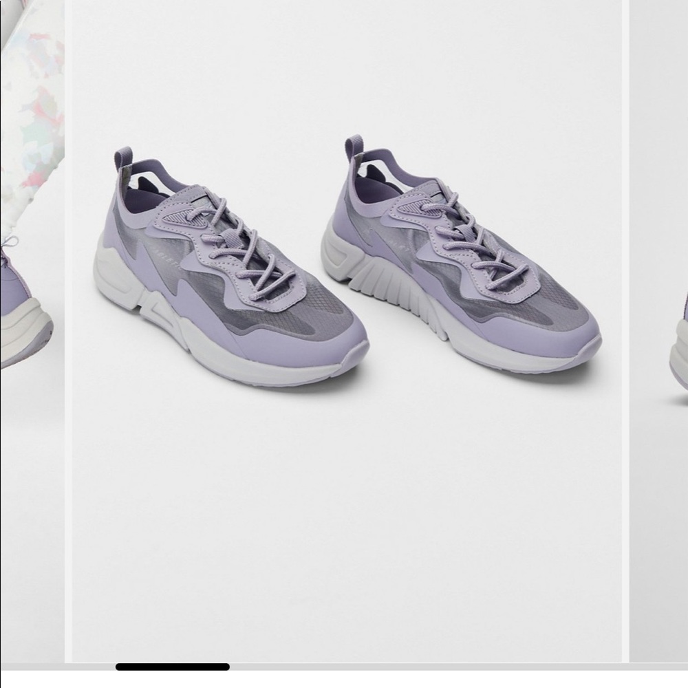 Fabletics performance sneaker - Picture 2 of 4